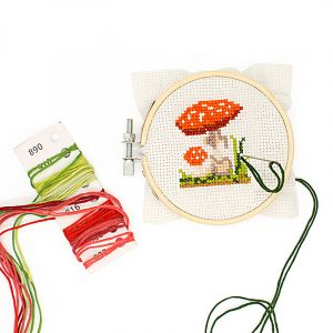 kikkerland-mini-cross-stitch-embroidery-kit-mushroom-11073968